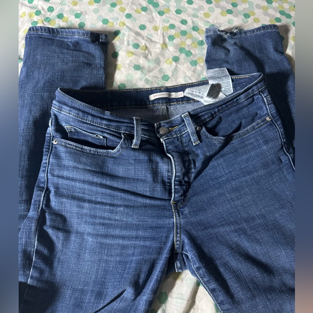 Levi’s 314 Shaping Straight Jeans - Blue size w29 x 30L —USED